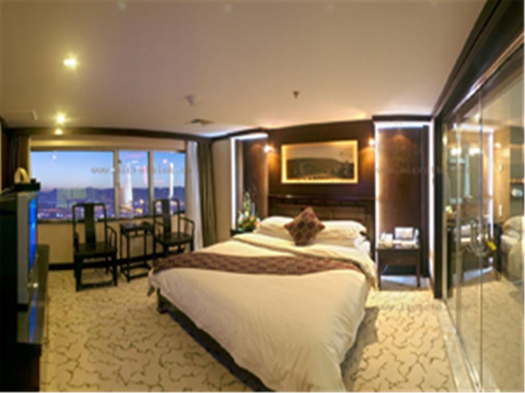 New Era Hotel Kunming Exterior photo