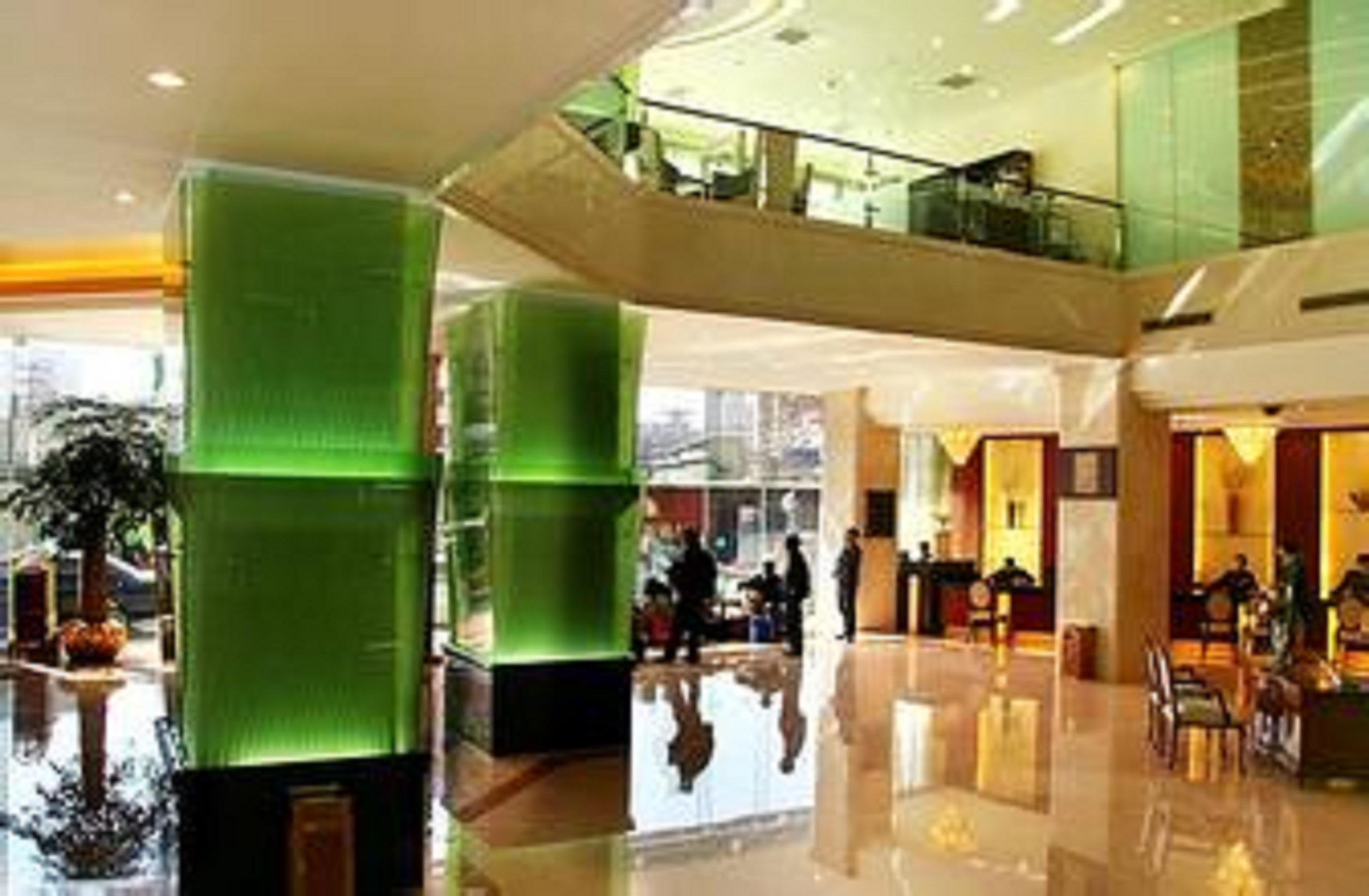 New Era Hotel Kunming Exterior photo